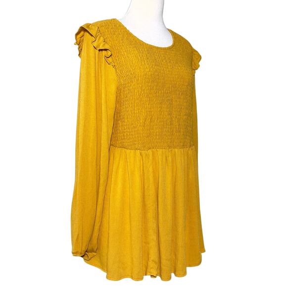 TORRID Peplum Crinkle Gauze Smocked Top - Picture 3 of 11